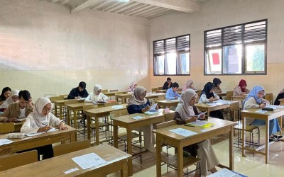 Universitas Terbuka Purwokerto Gelar Ujian Tatap Muka di SMK Dr. Soetomo Cilacap